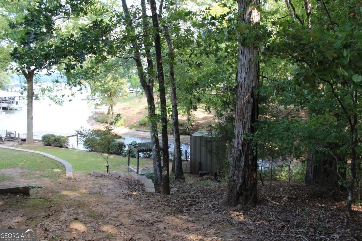 190 Roberts Point Property Photo 10