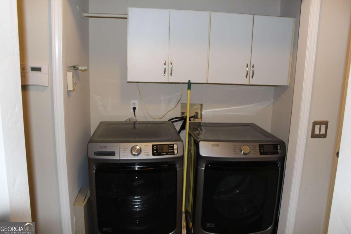 190 Roberts Point Property Photo 13