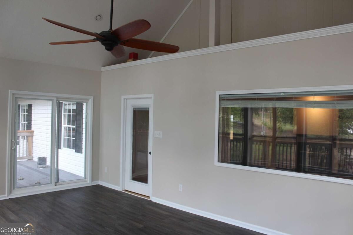 190 Roberts Point Property Photo 14