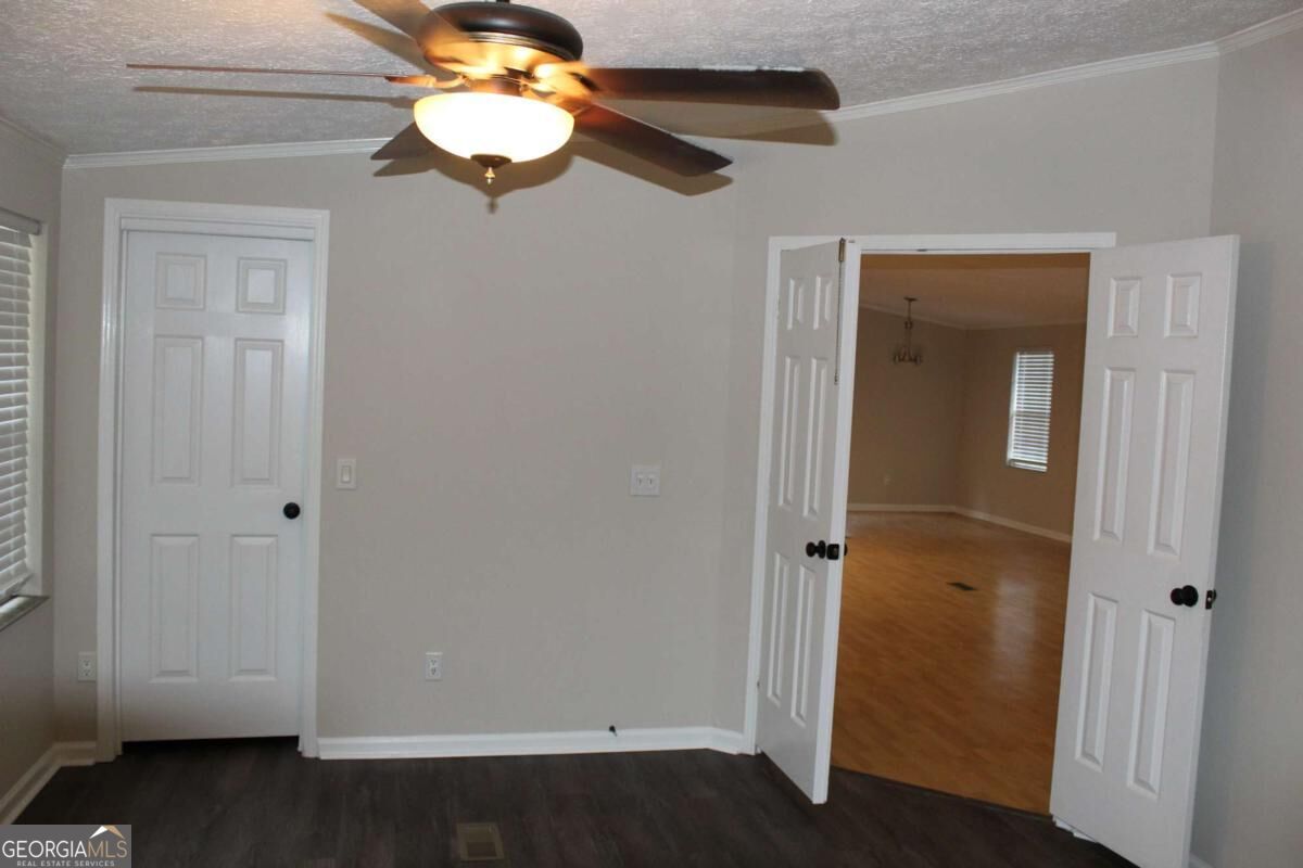 190 Roberts Point Property Photo 18