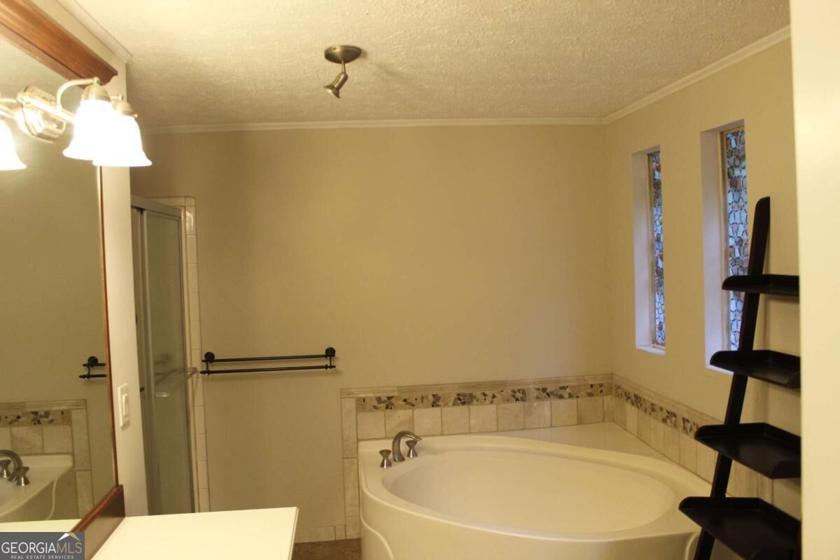190 Roberts Point Property Photo 19