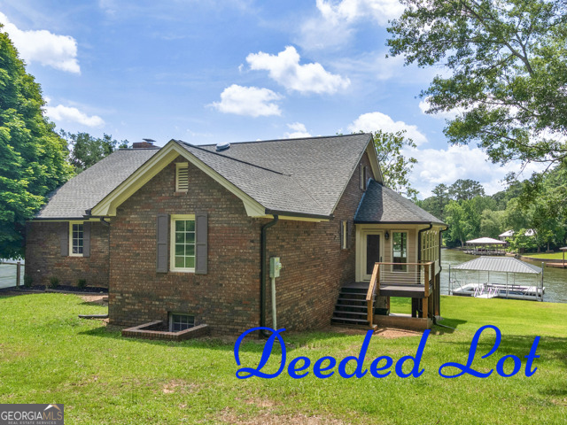 210 Roberts Point Road Property Photo 1