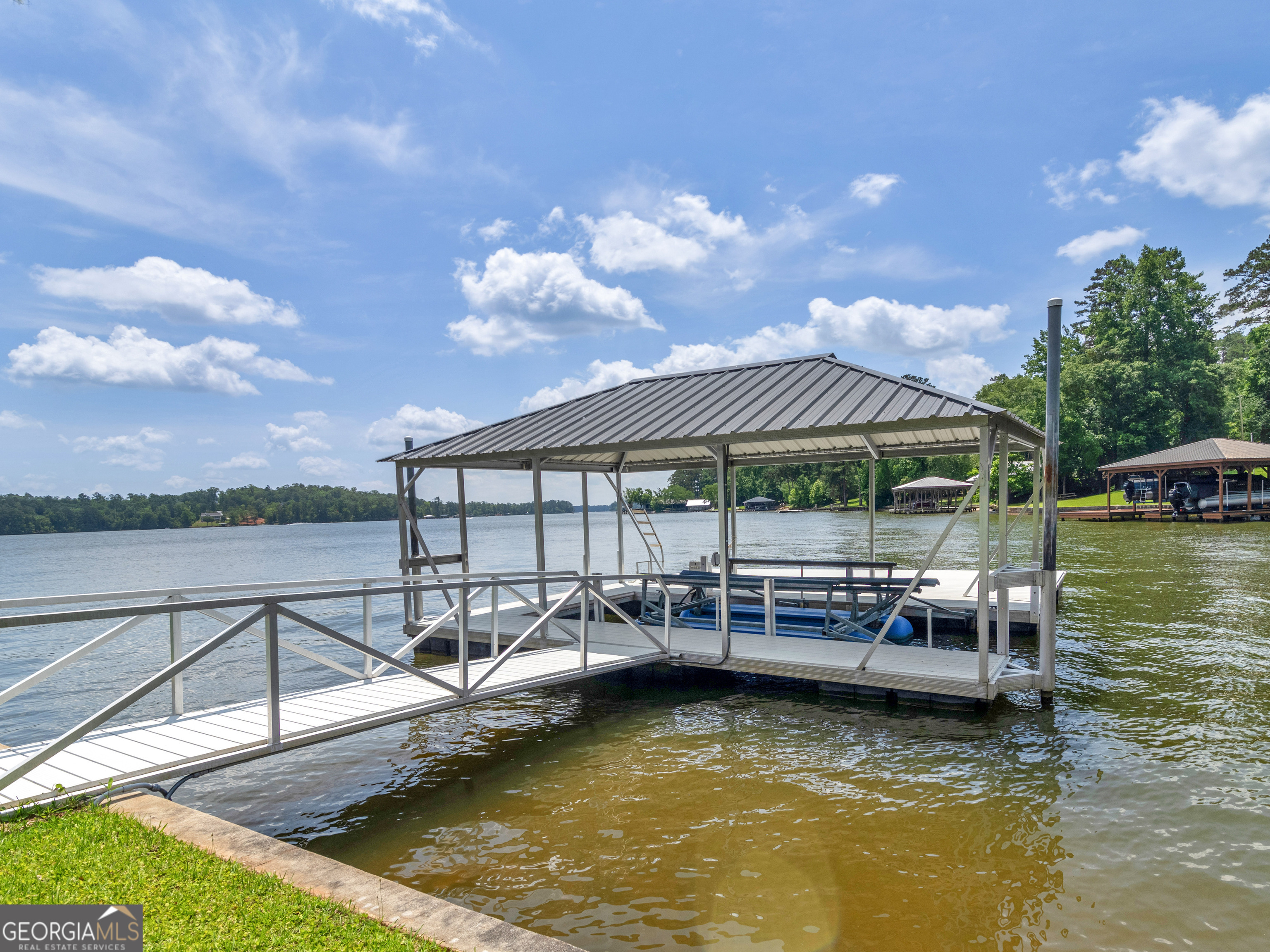 210 Roberts Point Road Property Photo 8