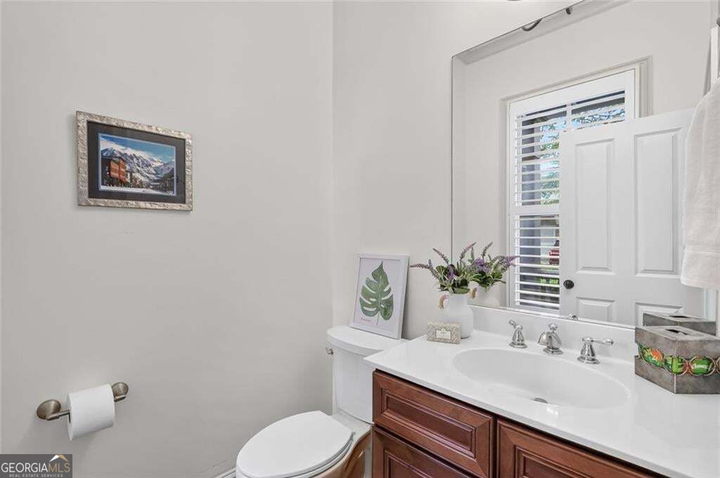2058 Heathermere Way Property Photo 6