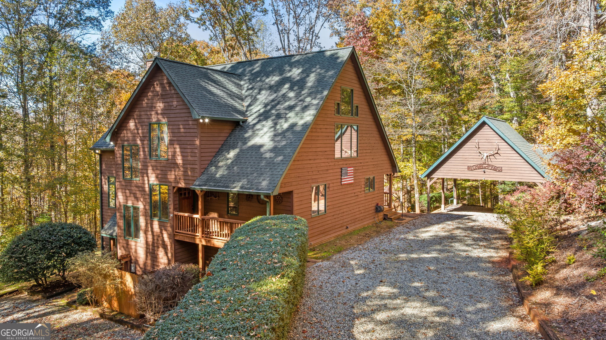 1010 Meadowview Ridge Property Photo 1