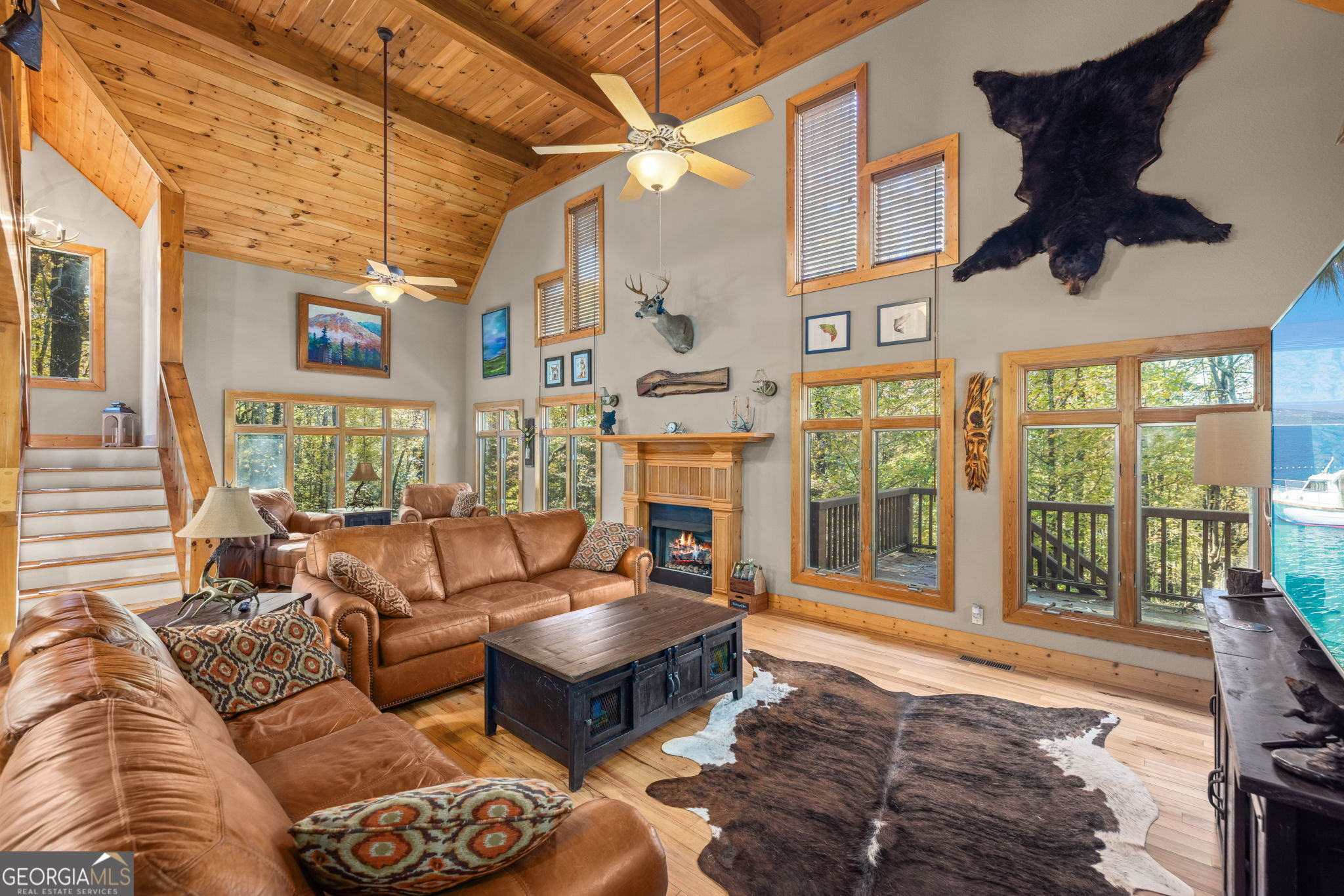 1010 Meadowview Ridge Property Photo 10