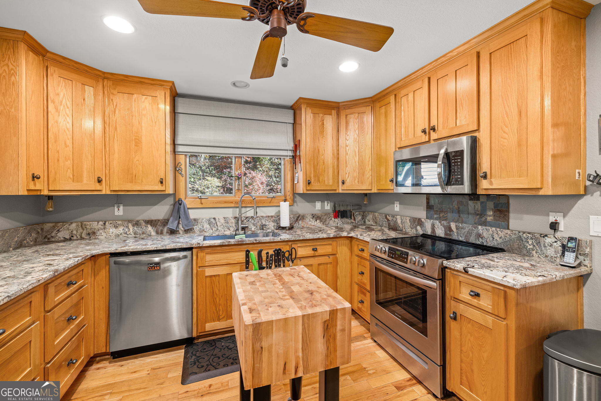 1010 Meadowview Ridge Property Photo 14