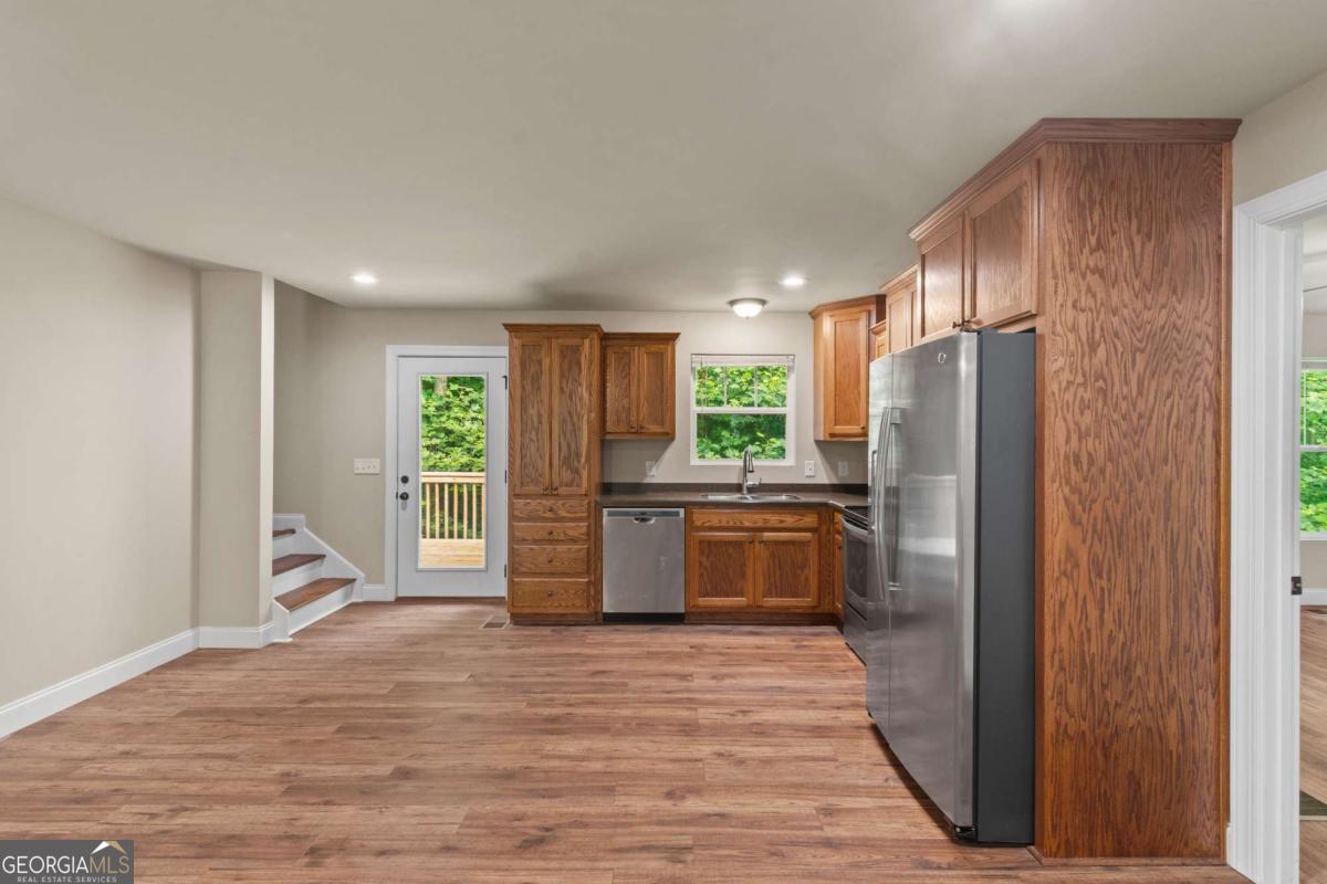 148 Brooks Drive Property Photo 11