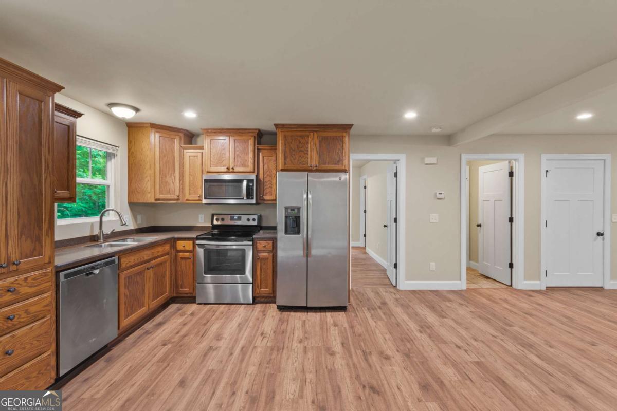 148 Brooks Drive Property Photo 12
