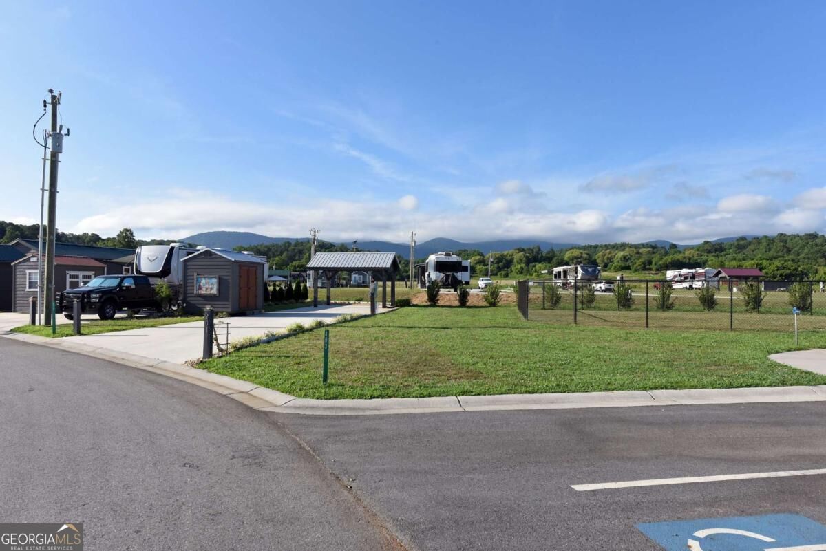 477 Mountain Creek Road Property Photo 1