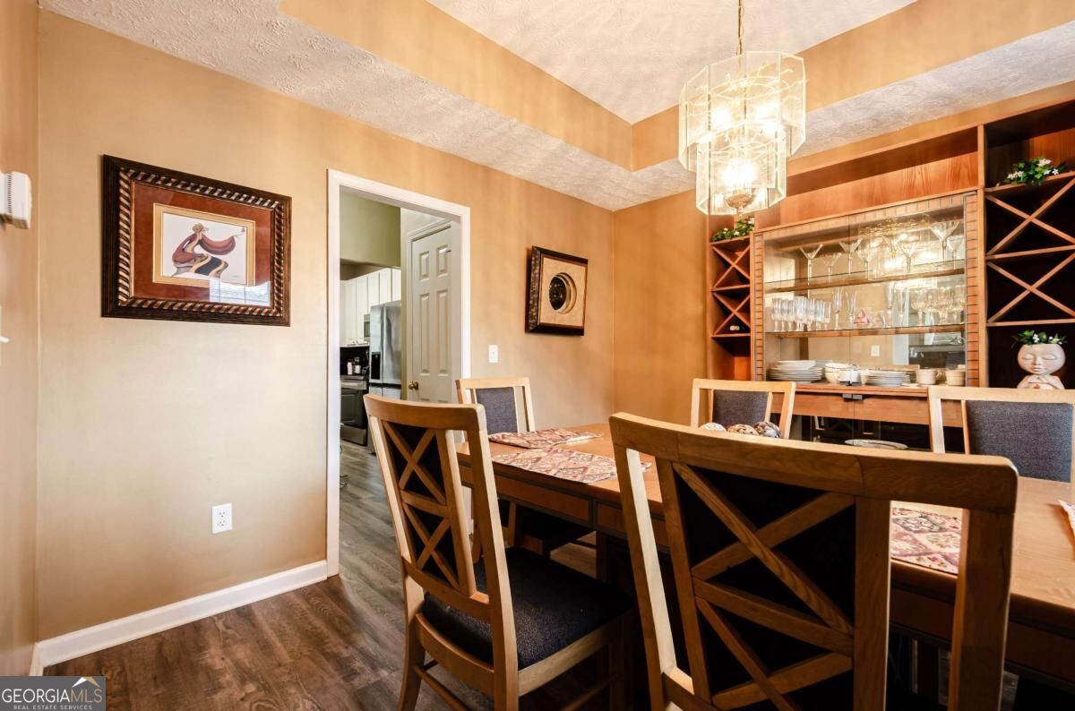 41 Chipping Court Property Photo 11
