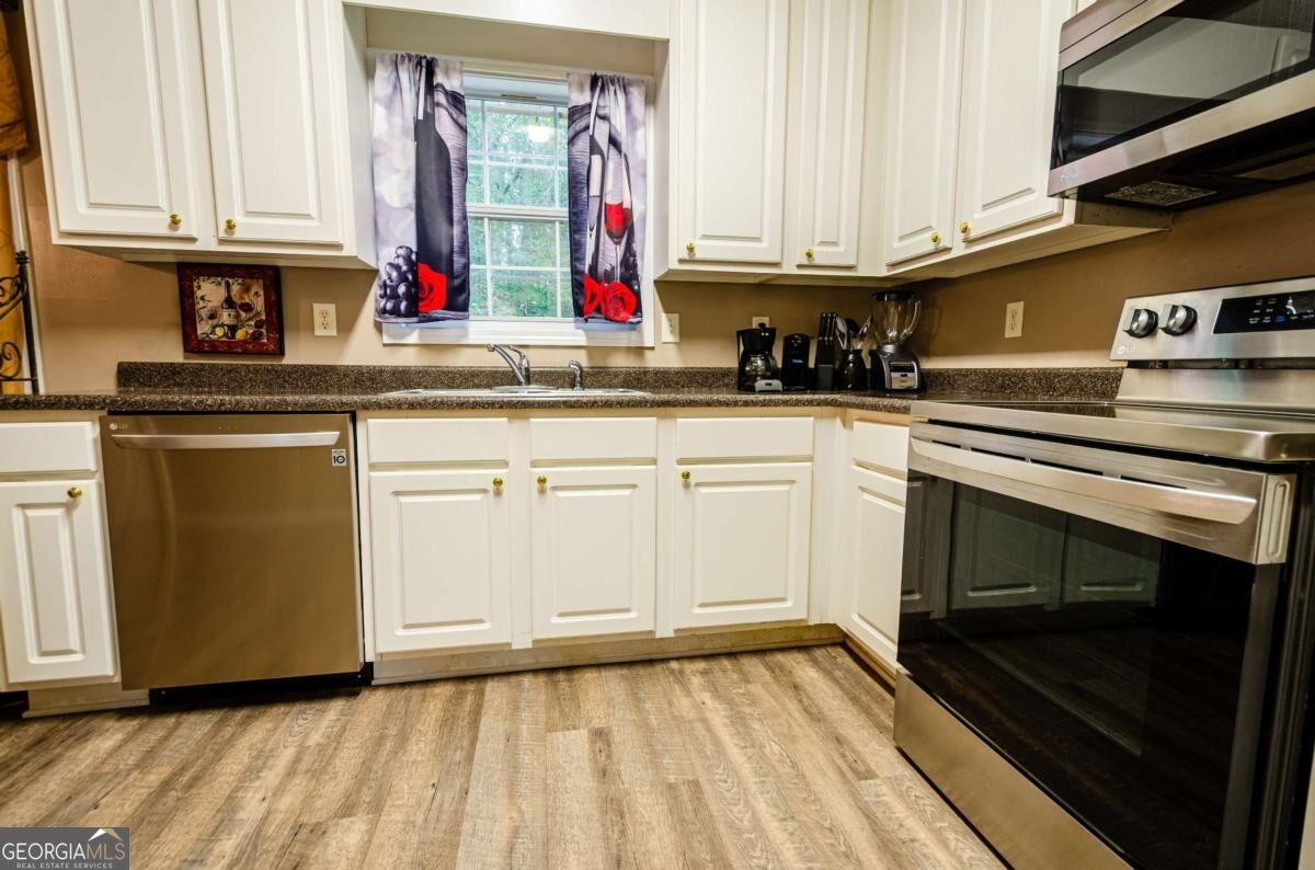 41 Chipping Court Property Photo 24