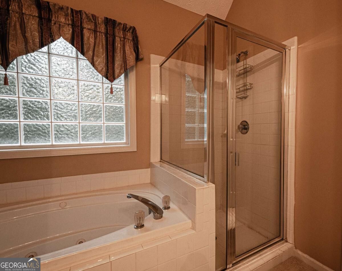 41 Chipping Court Property Photo 37