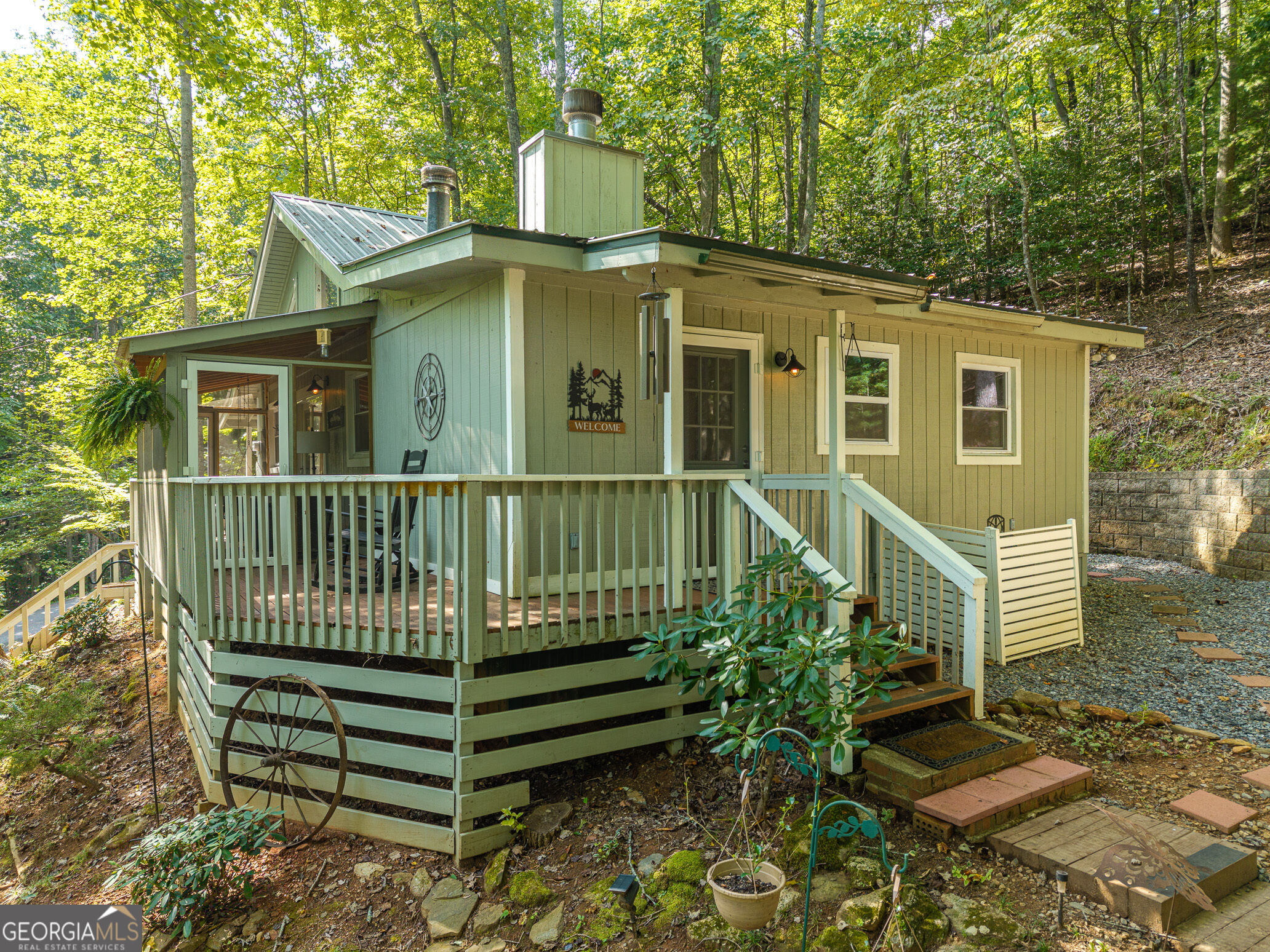 767 Robertson Circle Property Photo 1