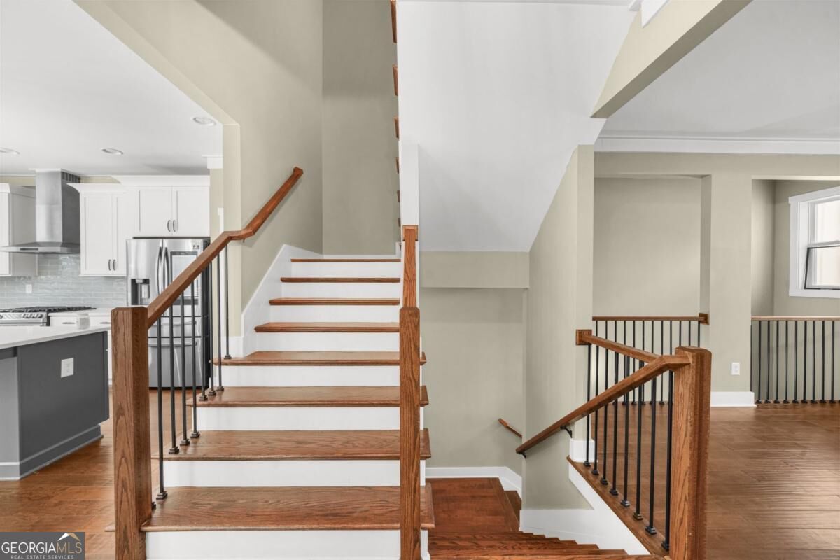 1490 Addison Place Property Photo 24