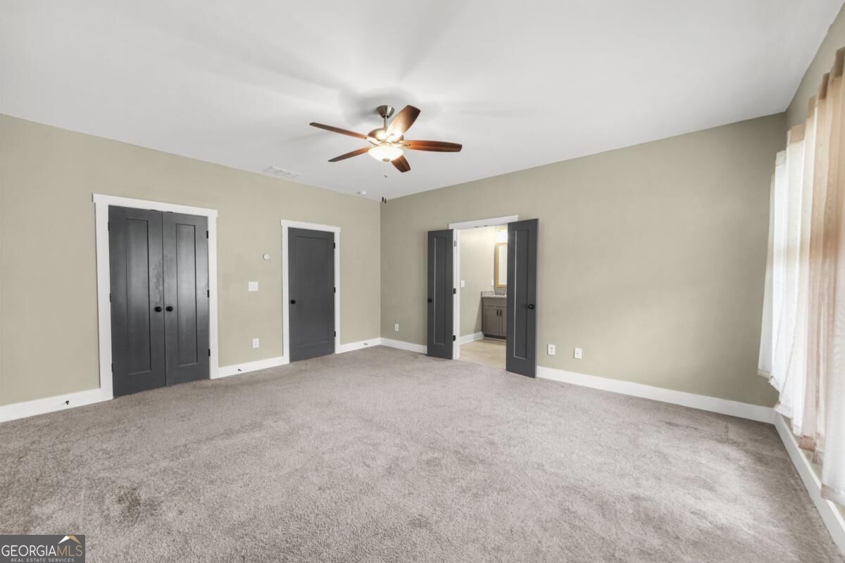 1490 Addison Place Property Photo 28