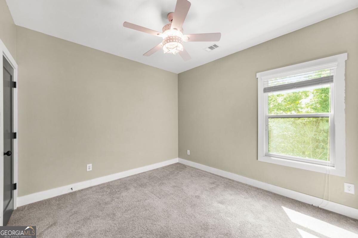 1490 Addison Place Property Photo 33