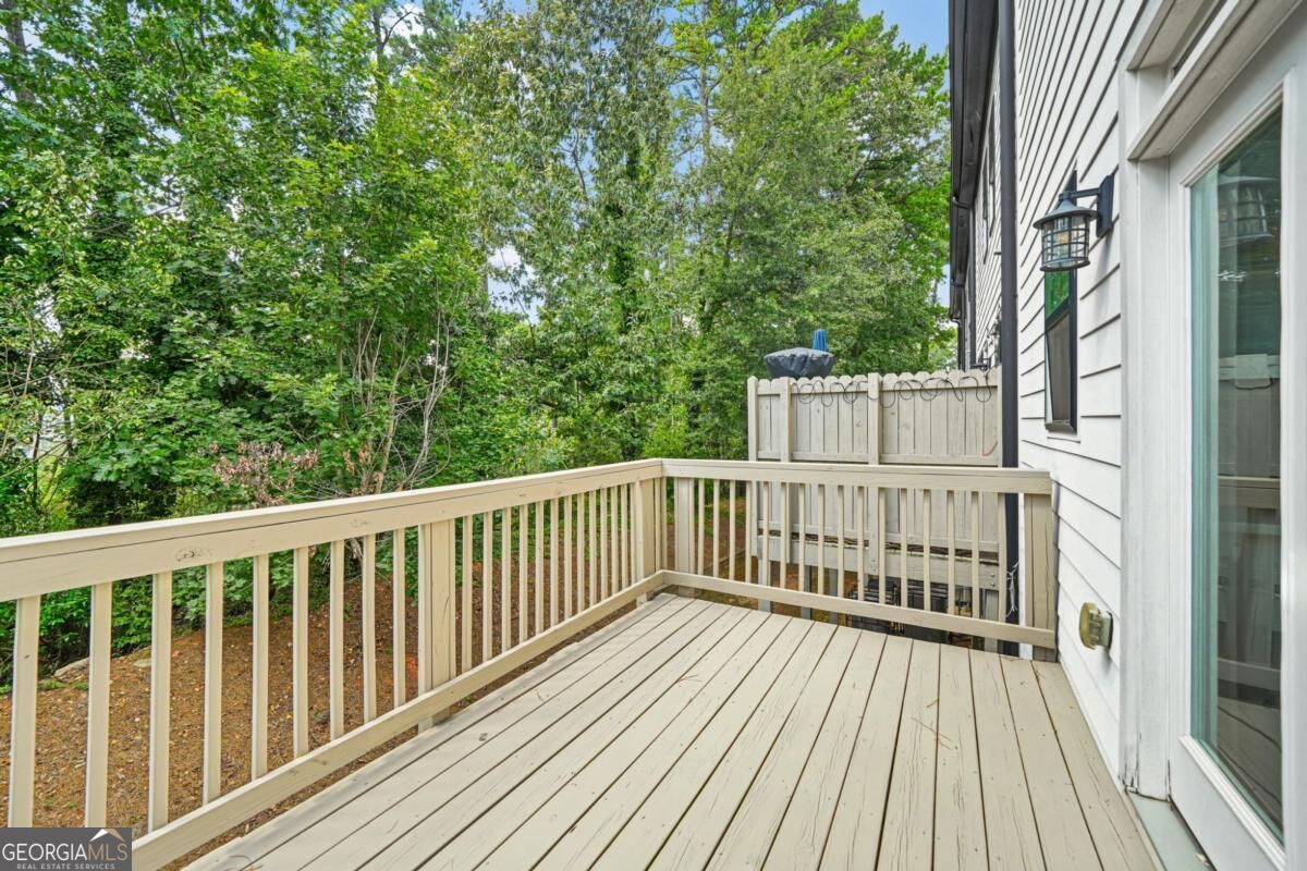 1490 Addison Place Property Photo 36