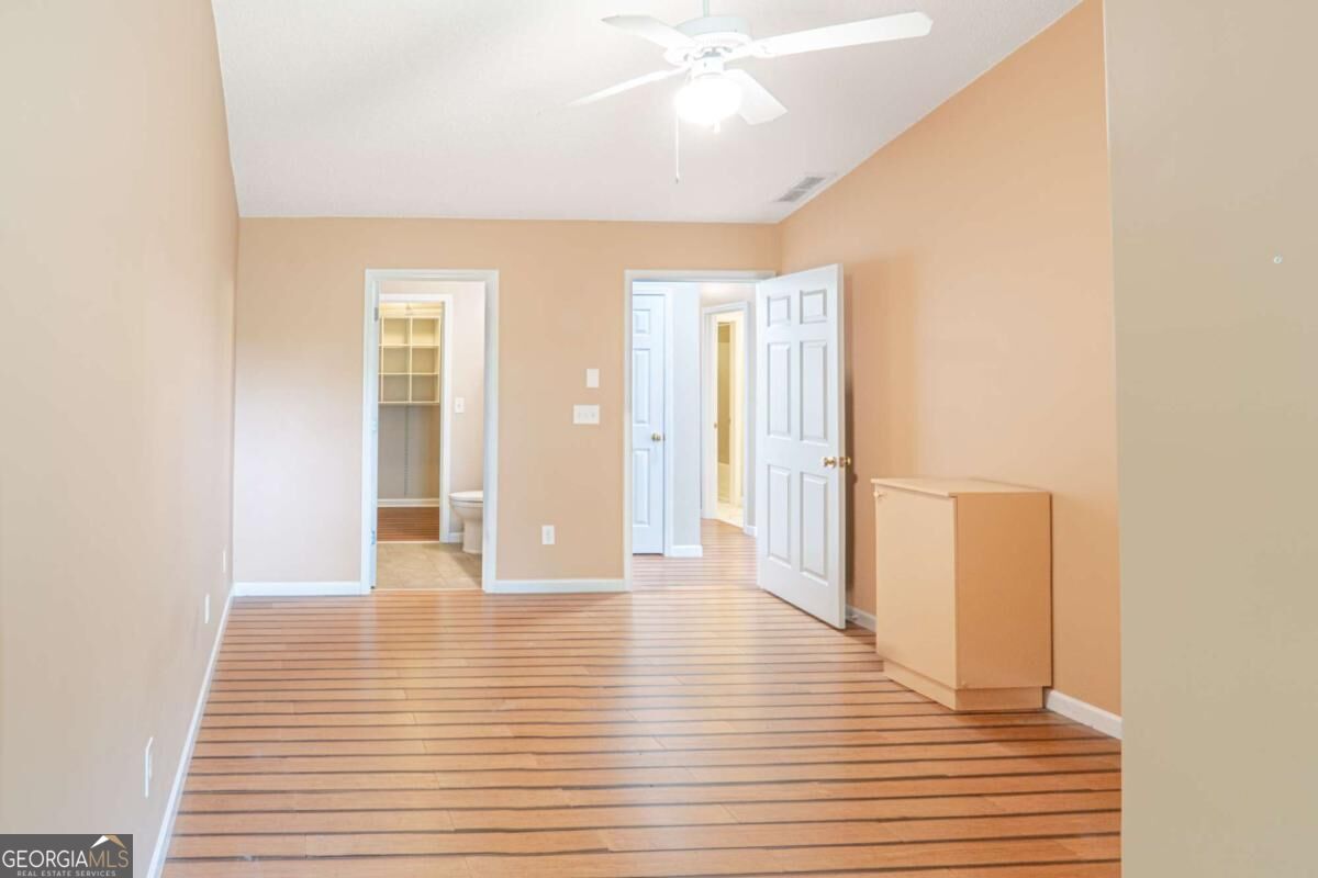 209 Cottonwood Creek Circle Property Photo 8