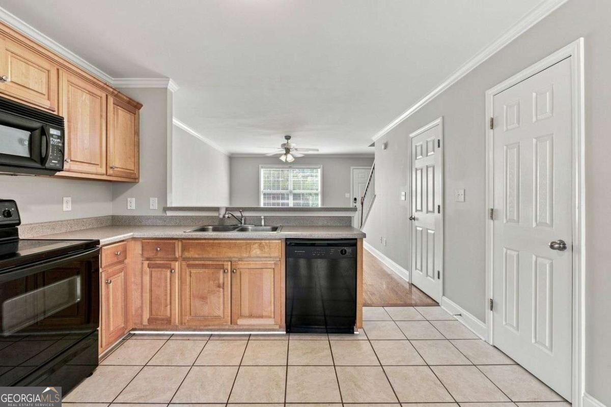 105 Whitehead Road # 15 Property Photo 13