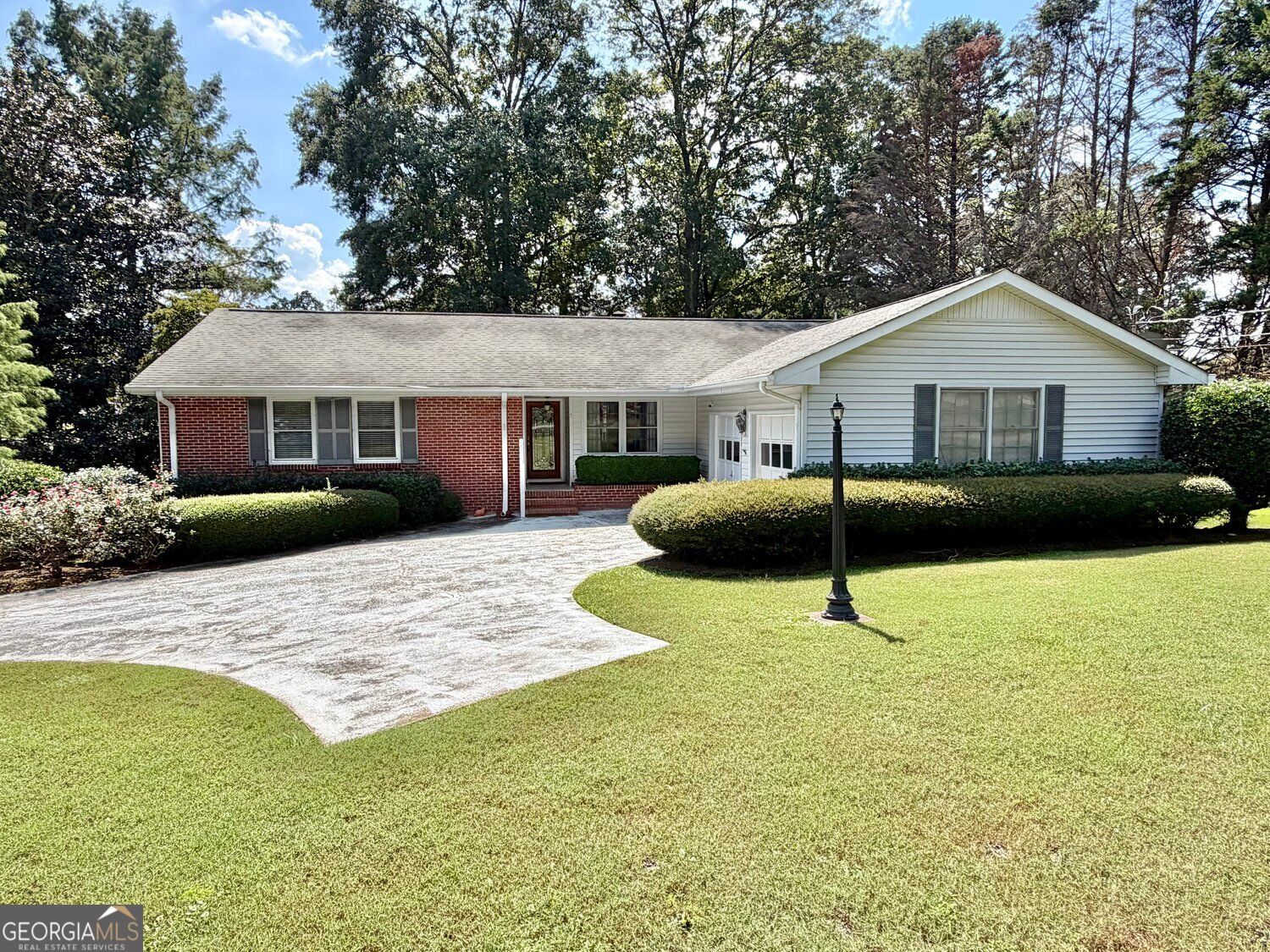 5 Plantation Circle Property Photo 3
