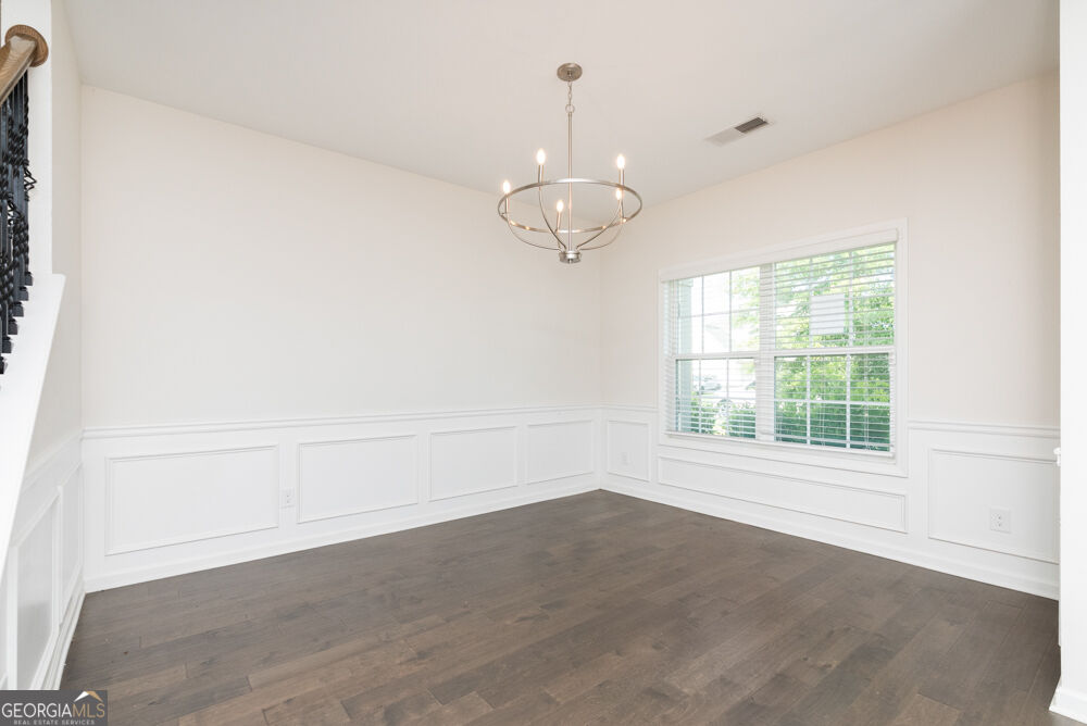 325 Pearl Moss Lane Property Photo 4