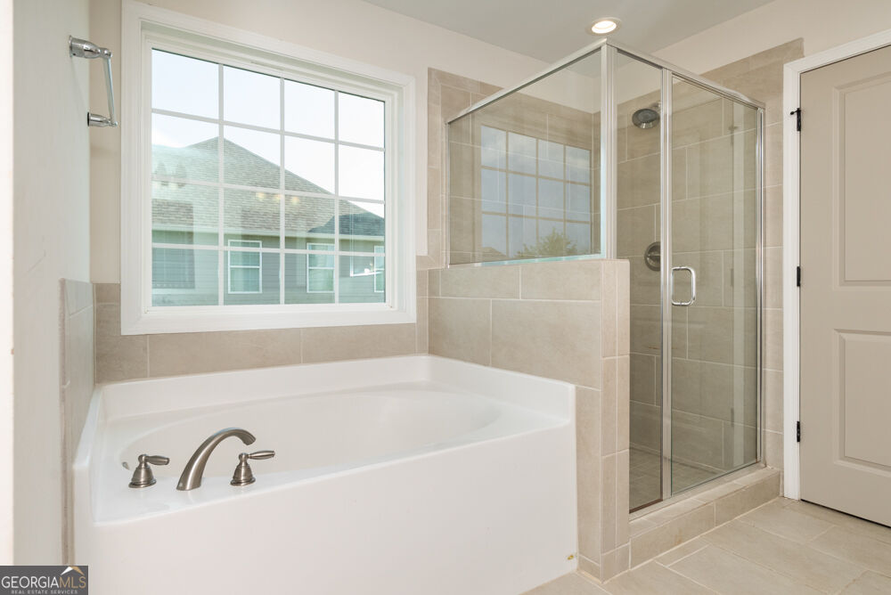 325 Pearl Moss Lane Property Photo 10