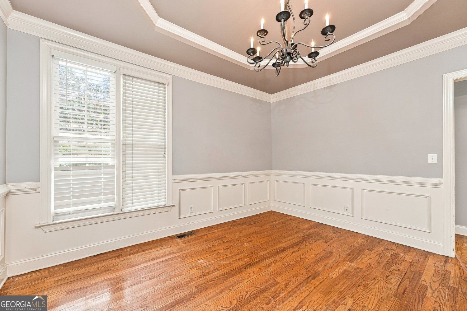 2090 Misty Oaks Drive Property Photo 7