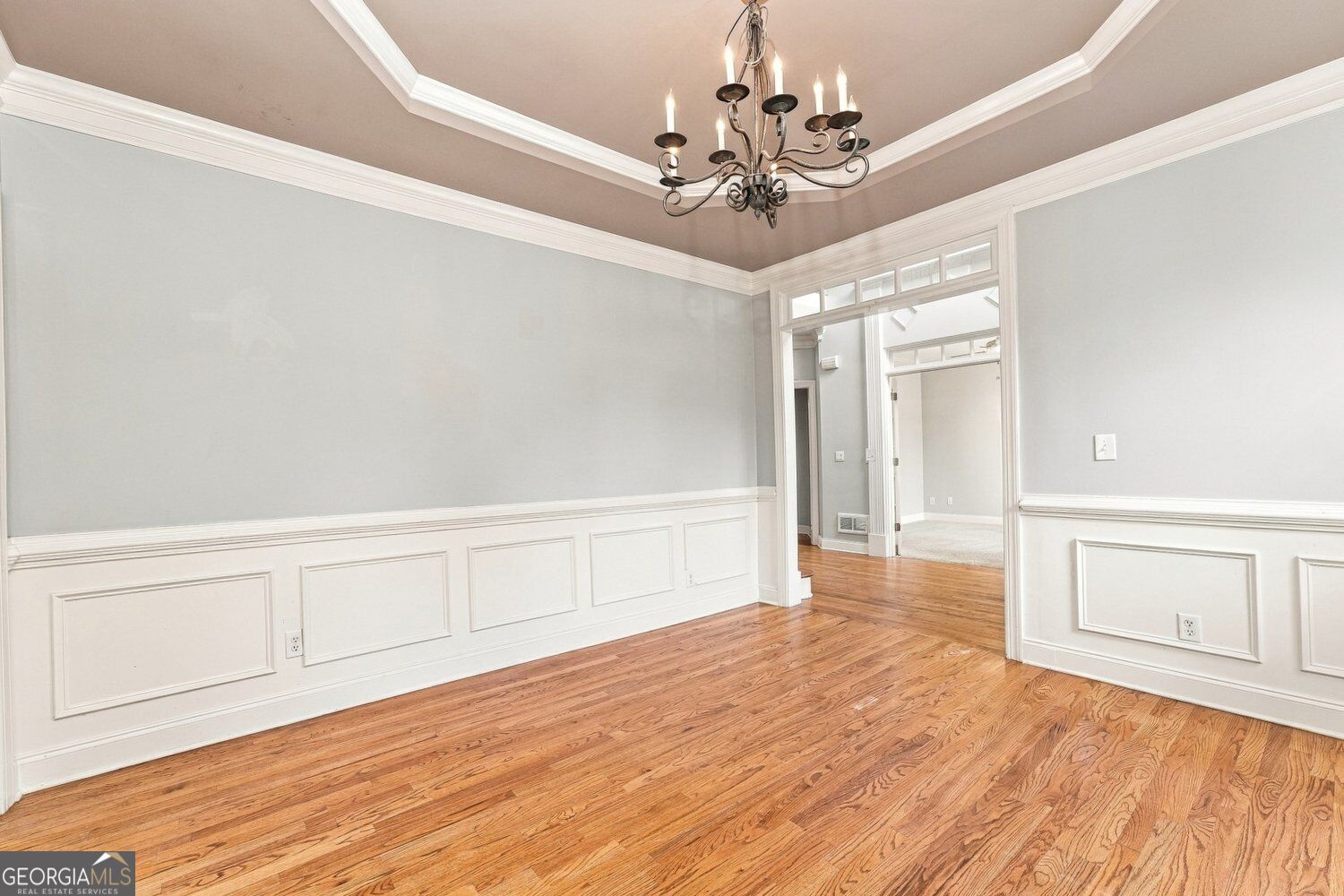 2090 Misty Oaks Drive Property Photo 8