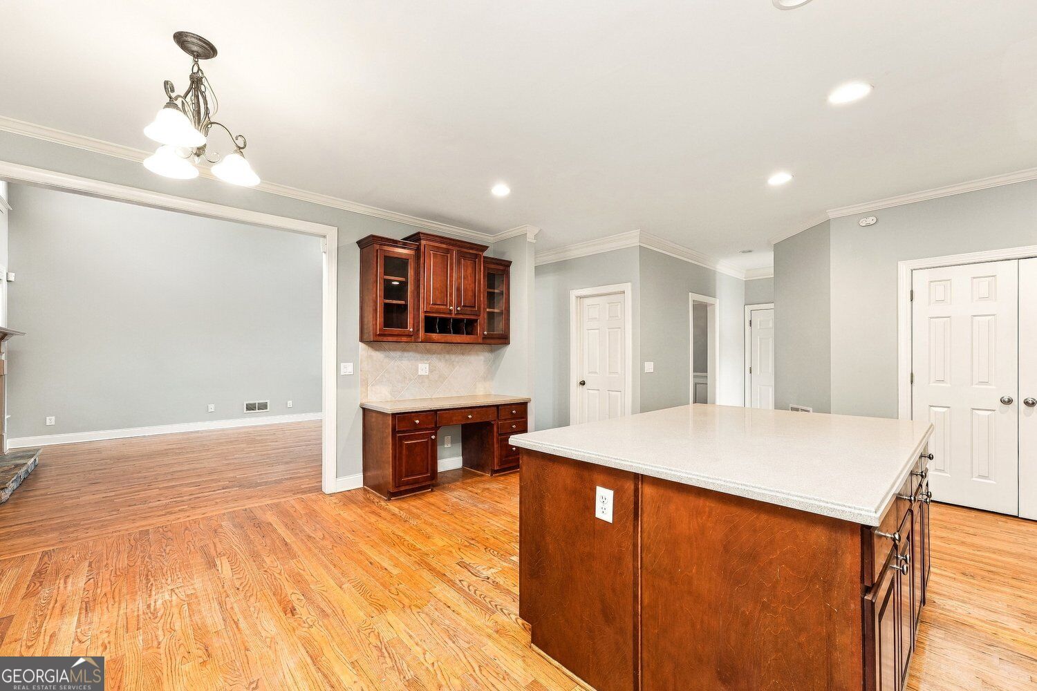 2090 Misty Oaks Drive Property Photo 12