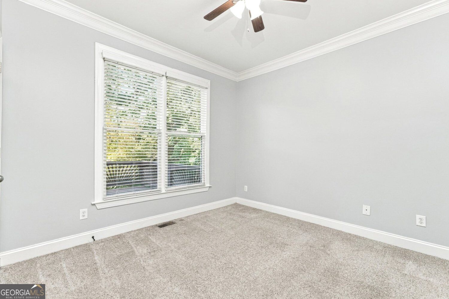 2090 Misty Oaks Drive Property Photo 19