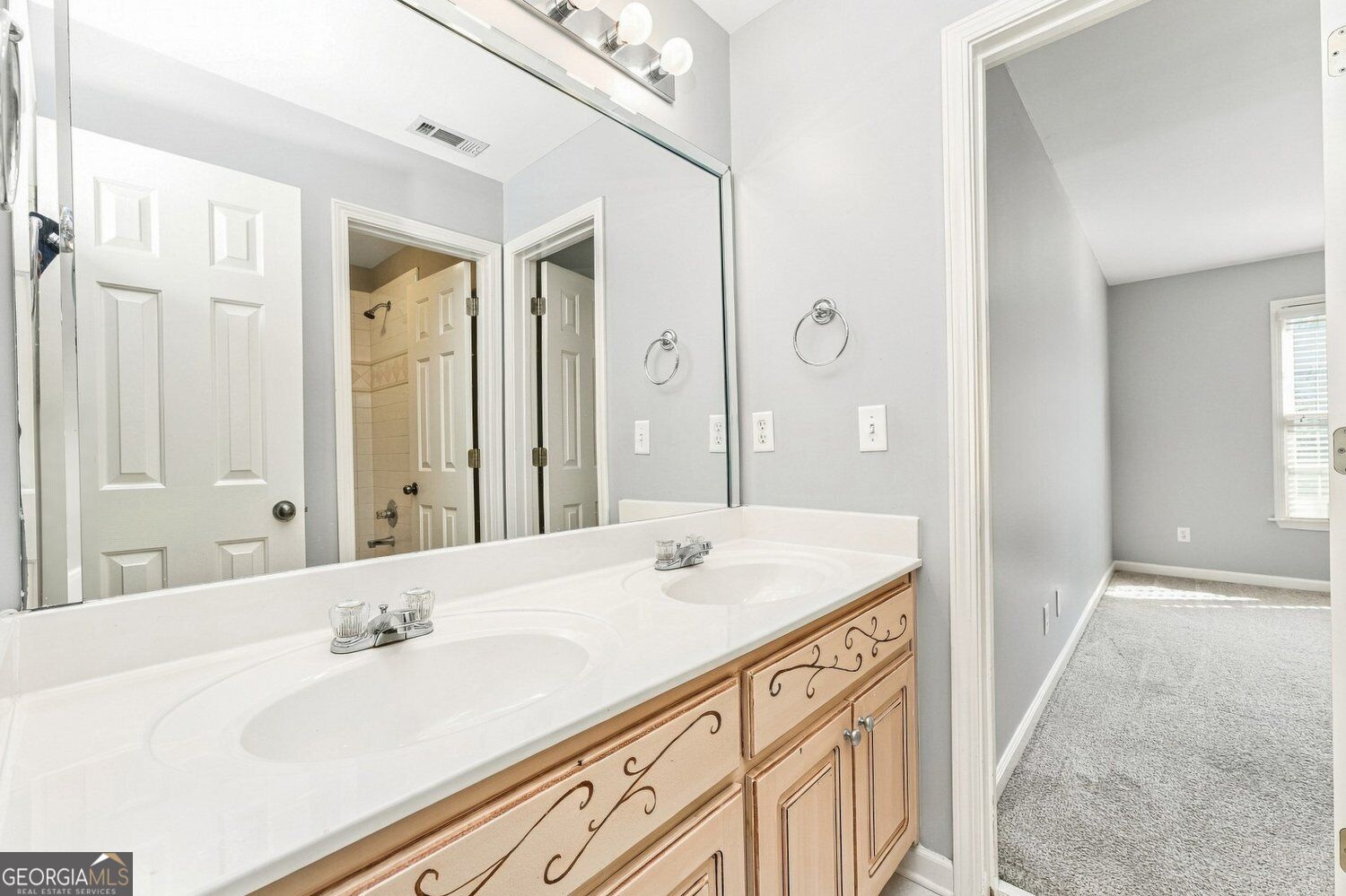 2090 Misty Oaks Drive Property Photo 26