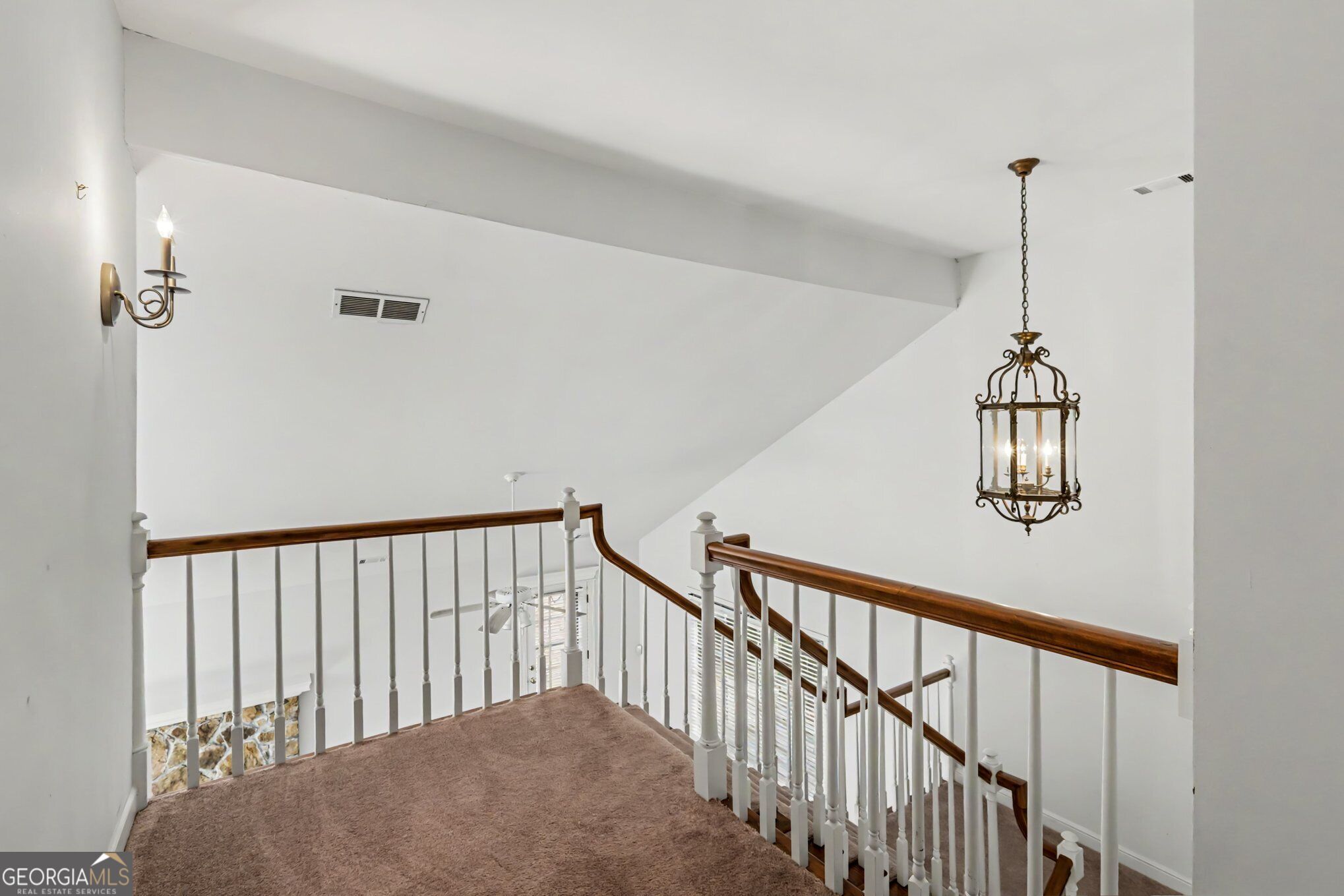 1825 Bedfordshire Drive Property Photo 18