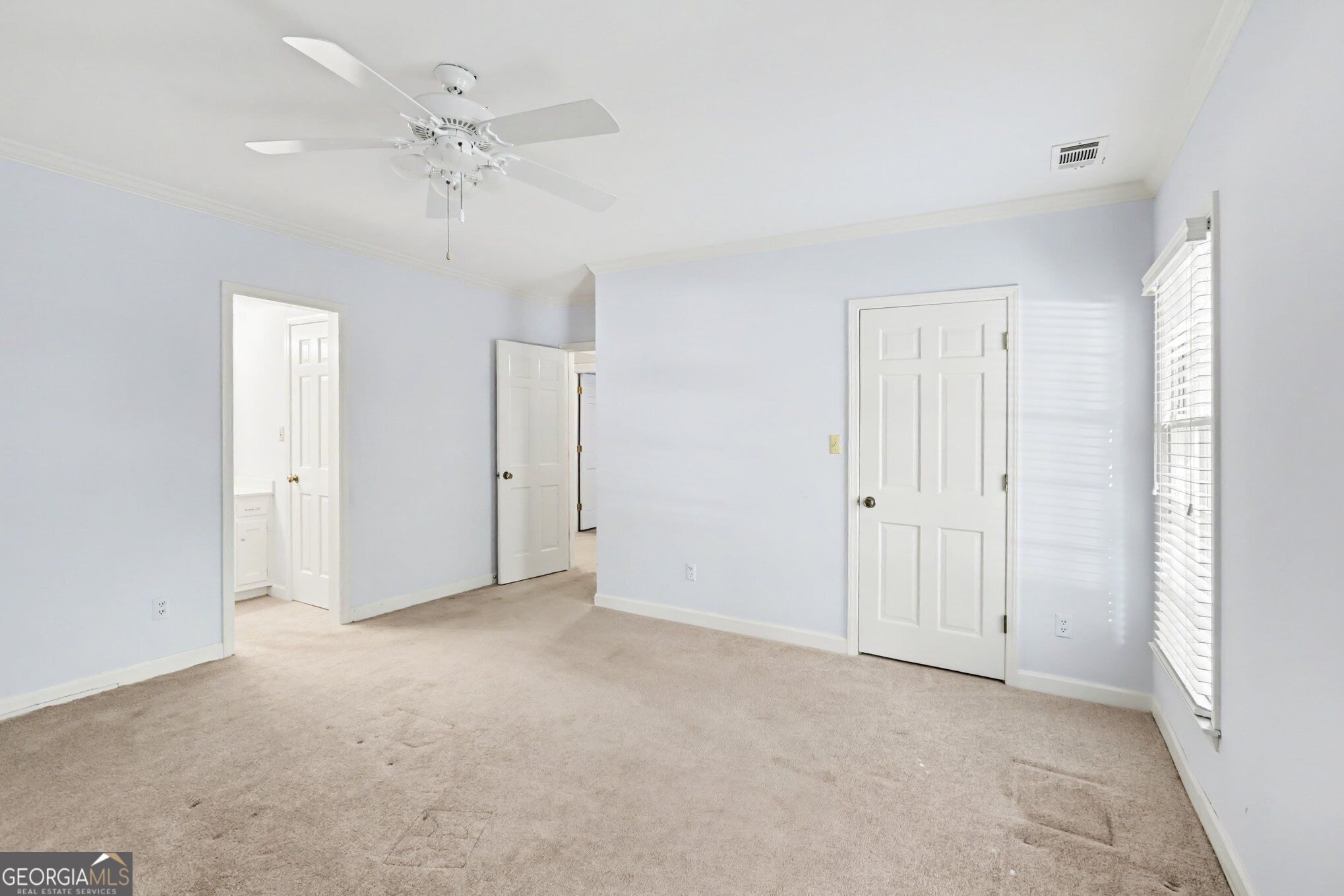 1825 Bedfordshire Drive Property Photo 23