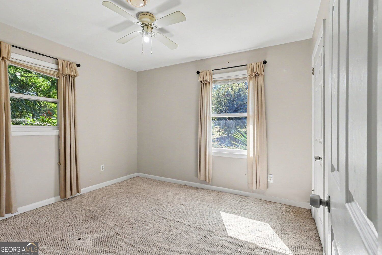 6786 Tralee Drive Property Photo 17