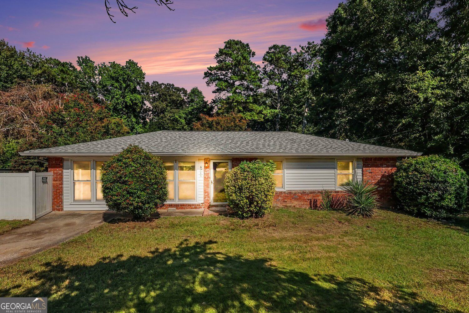 6786 Tralee Drive Property Photo 31