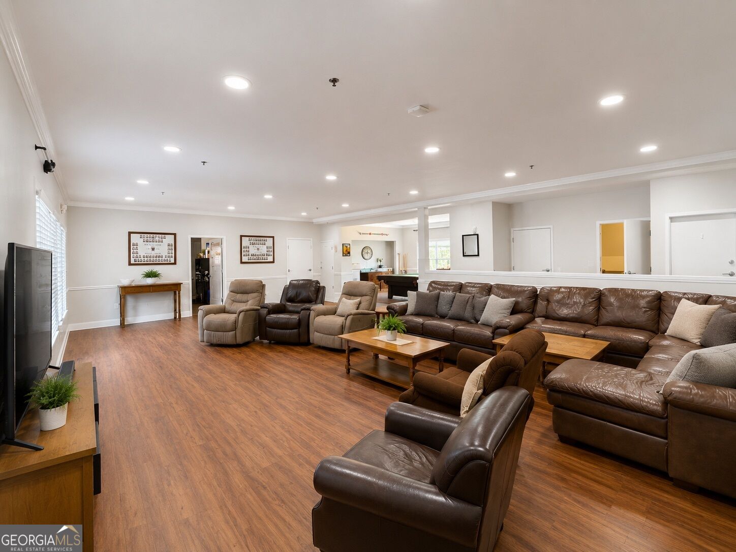 250 Carriage Lane Property Photo 11