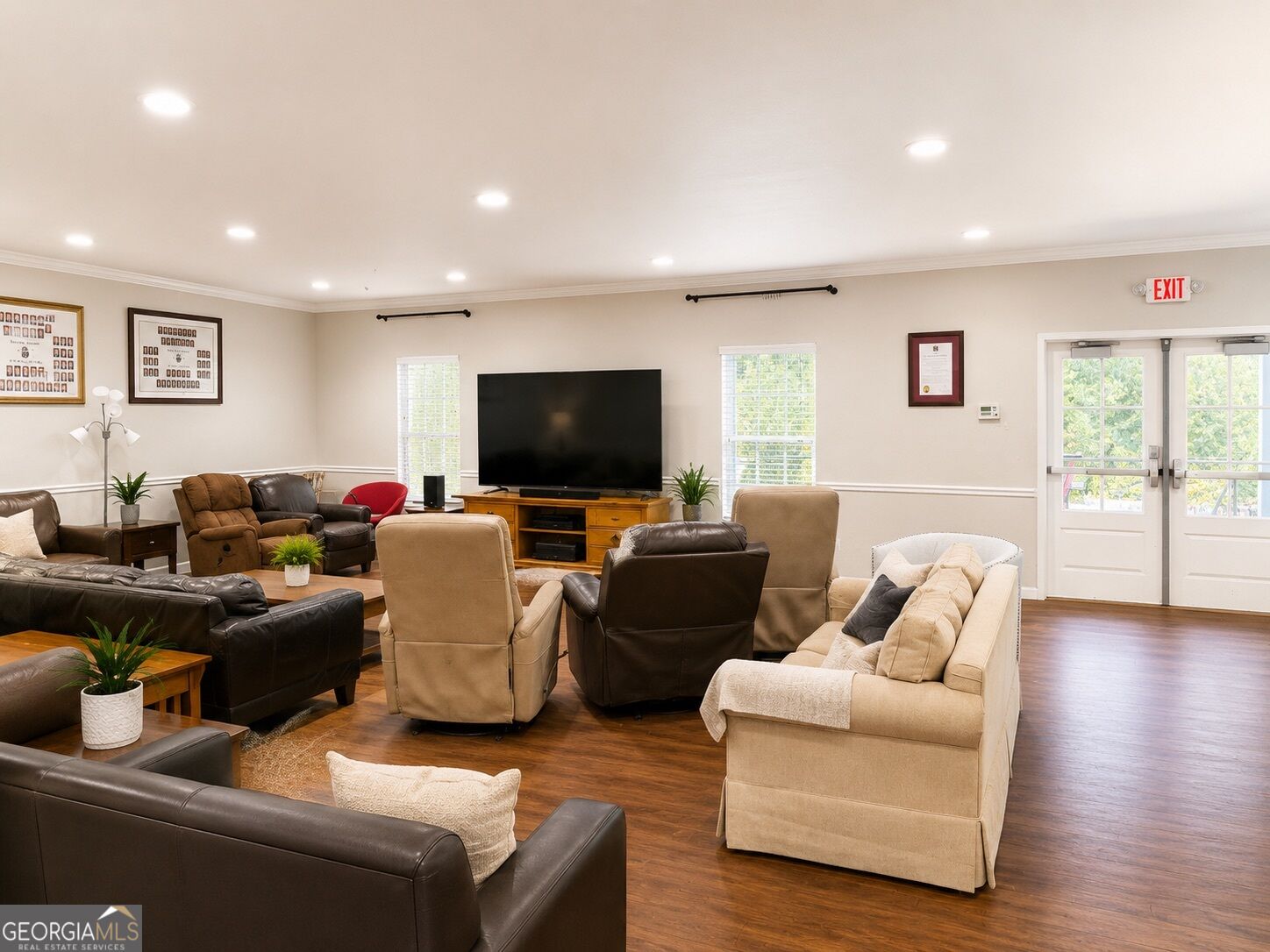 250 Carriage Lane Property Photo 30
