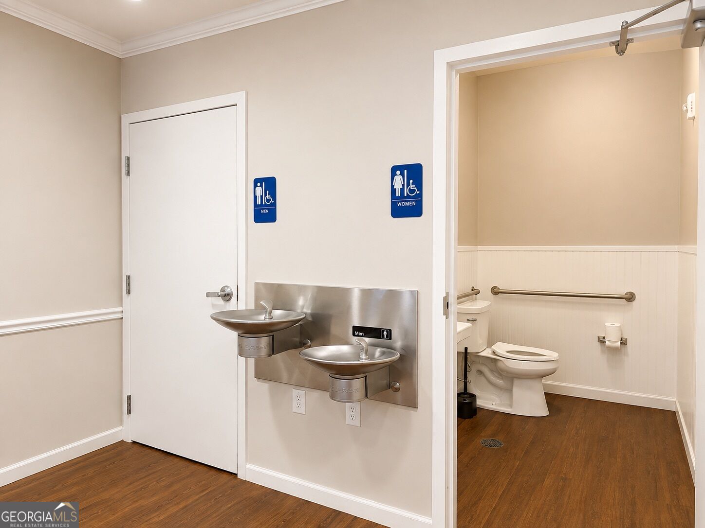 250 Carriage Lane Property Photo 32
