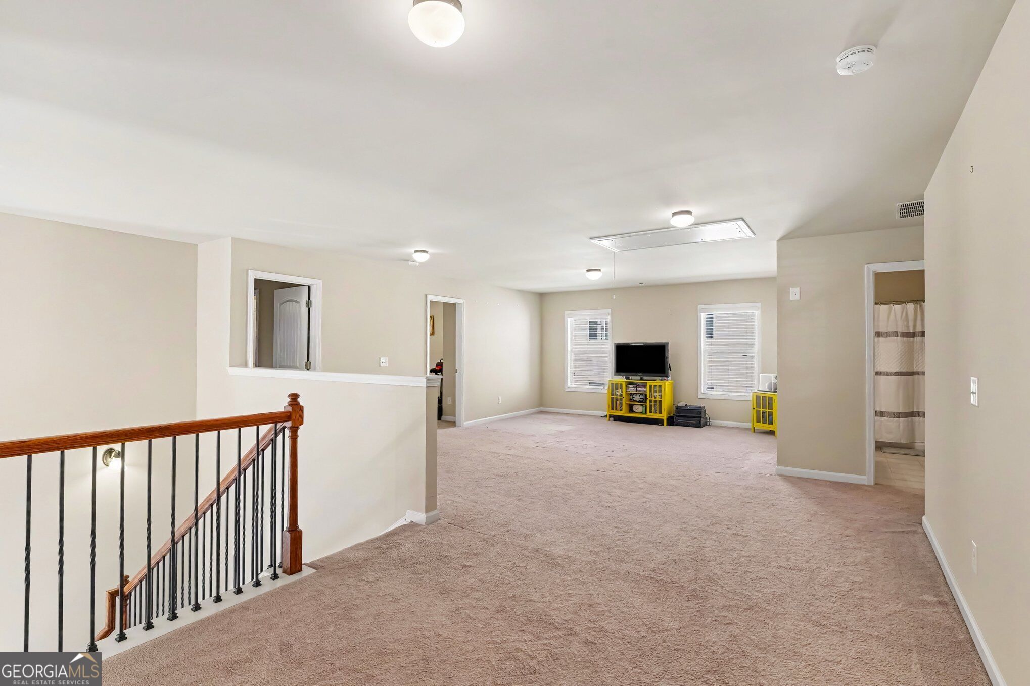 1913 Avondale Court Property Photo 28
