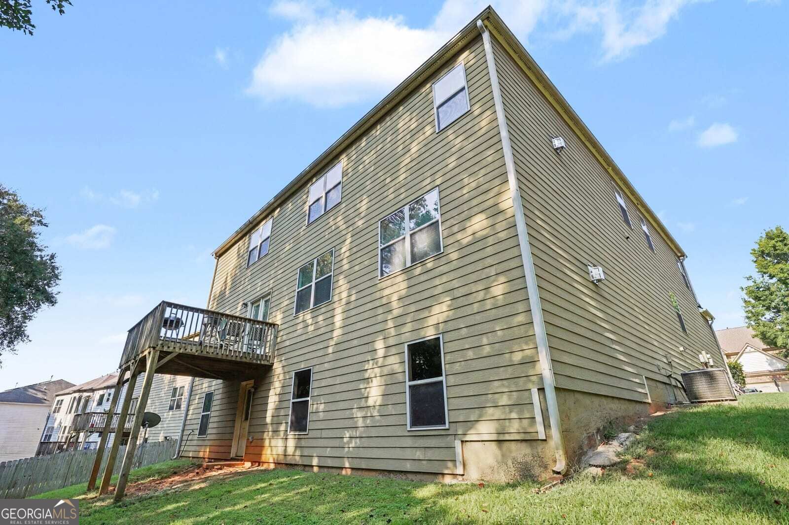 1913 Avondale Court Property Photo 48