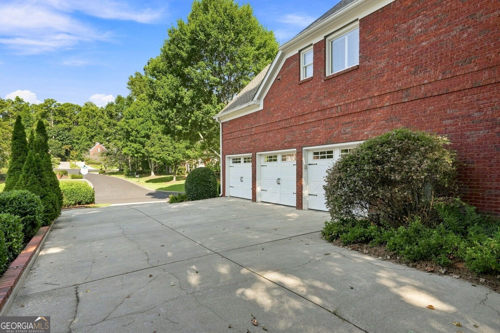 2726 Twin Leaf Trail Property Photo 8