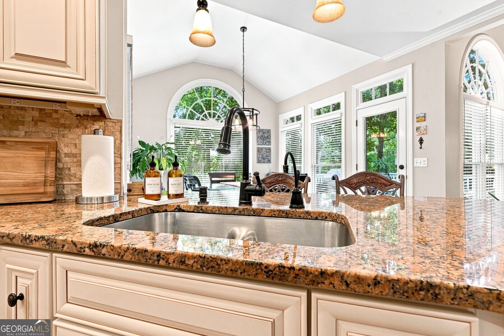 2726 Twin Leaf Trail Property Photo 39