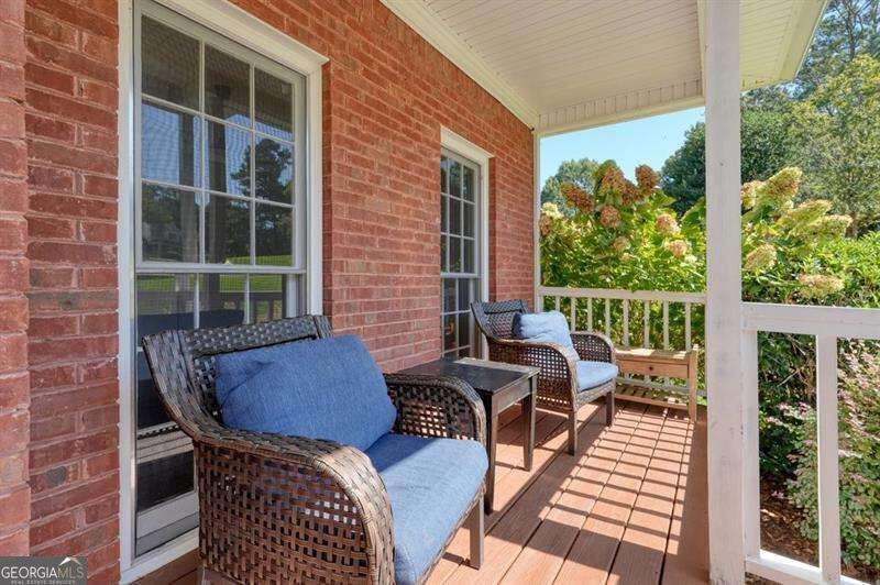 1330 Willow Tree Drive Property Photo 6