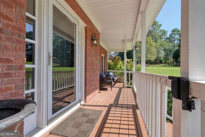 1330 Willow Tree Drive Property Photo 7