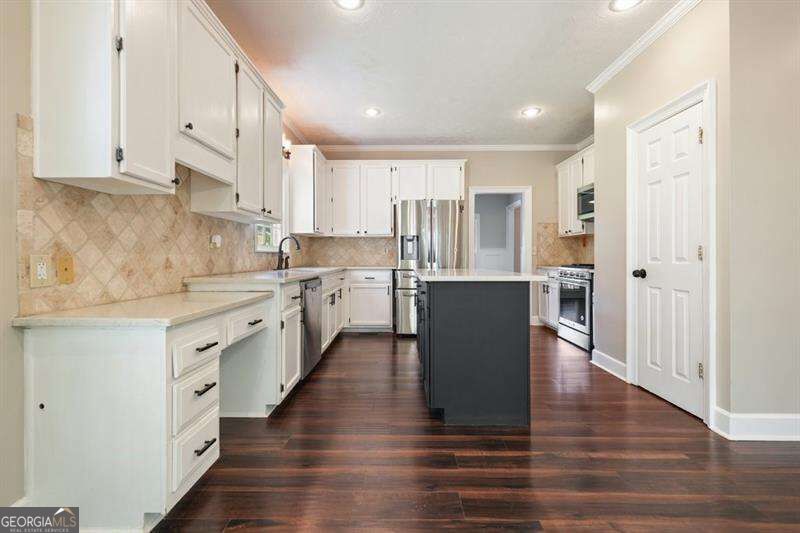 1330 Willow Tree Drive Property Photo 30