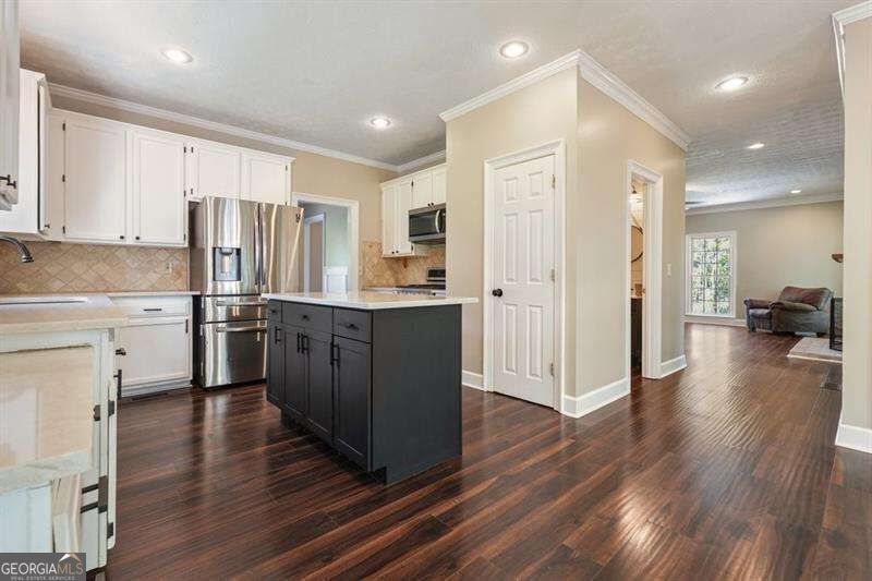 1330 Willow Tree Drive Property Photo 32