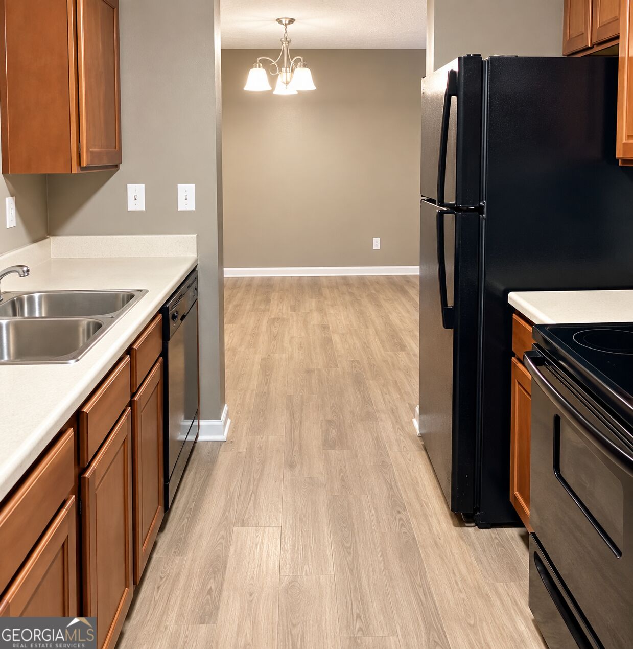 16203 Waldrop Cove # 16203 Property Photo 4
