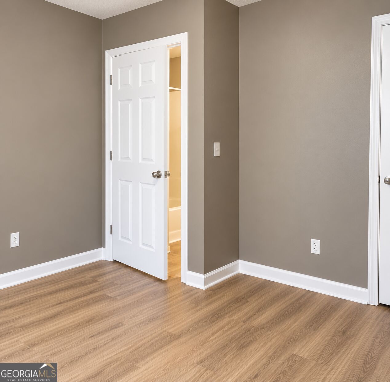16203 Waldrop Cove # 16203 Property Photo 9