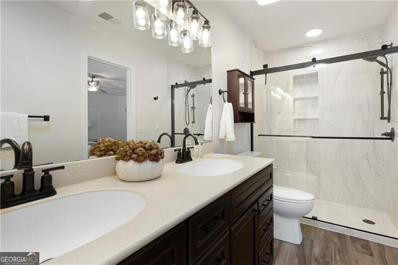 4270 Hidden Meadow Circle Property Photo 33